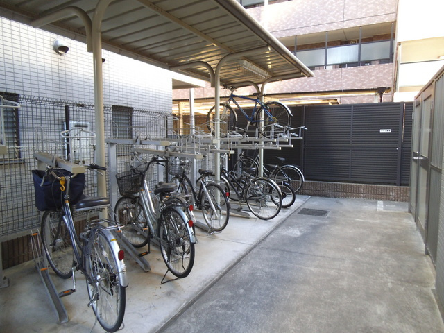 ＢＰＲレジデンス浮間公園のその他共用部分|敷地内に駐輪場あります