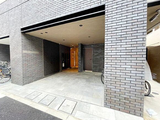 イルレガーメDHのエントランス|清潔なエントランスです