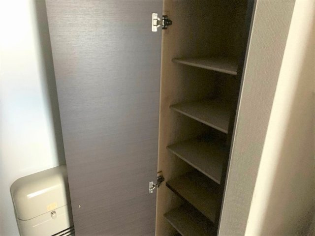 クレイノ櫻の内装|靴箱です。