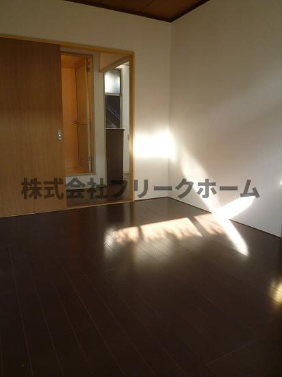三鷹市牟礼５丁目のアパートの寝室