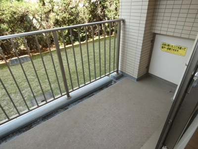【バルコニー】