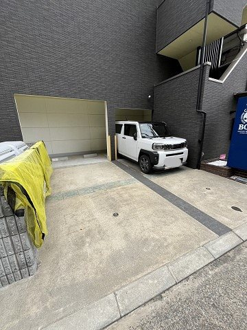 シエテ杭瀬南の駐車場