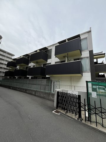 シエテ杭瀬南の外観