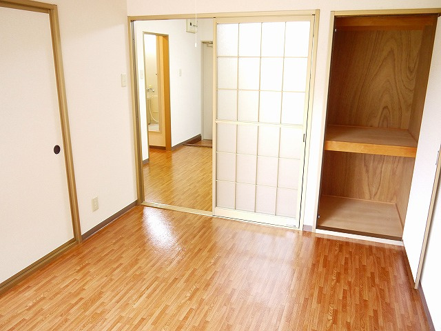 ルミエール萩の台の収納|たっぷりとした収納スペースです