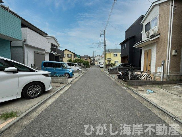神奈川県茅ヶ崎市萩園戸建の前面道路含む現地写真|現地外観