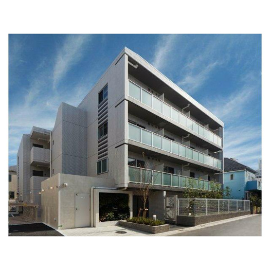 【外観】 | GENOVIA練馬green　veil | 鉄筋コンクリート造のがっちりとした建物。