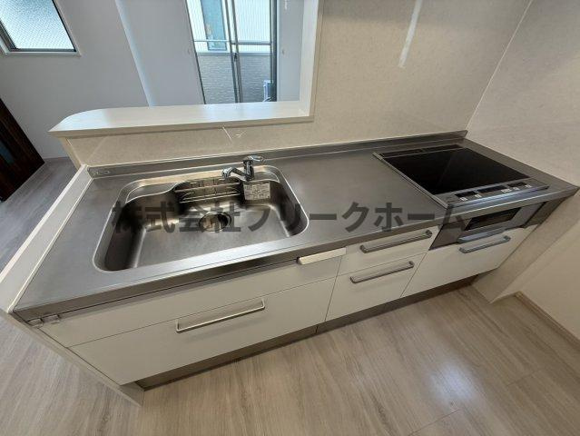 三鷹市井の頭１丁目のアパートのキッチン