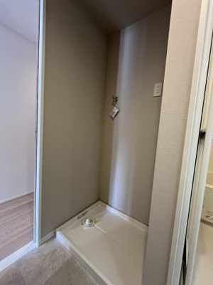 【ランドリースペース】 | ろうきん鈴蘭台東コーポ | 洗濯パンなども新調しております。