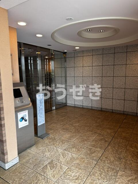ジェイパークヒルズ上大岡のロビー
