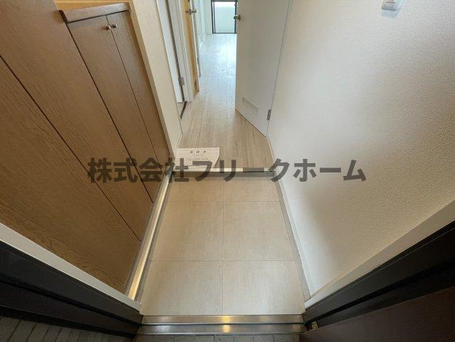 小金井市梶野町２丁目の賃貸マンションの玄関