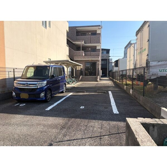【駐車場】 | ベルヴィル猪之越