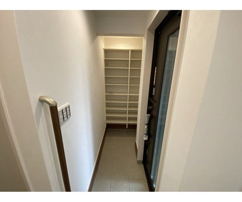 （仮称）狛江市猪方４丁目戸建Ａ棟の玄関