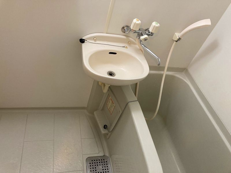 クレセント戸山の浴室