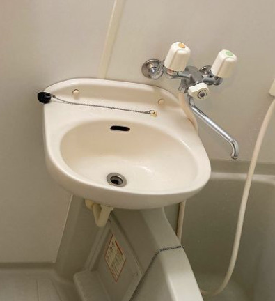 クレセント戸山の洗面所