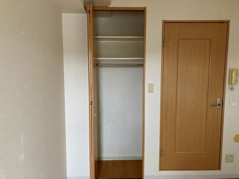 クレセント戸山の収納