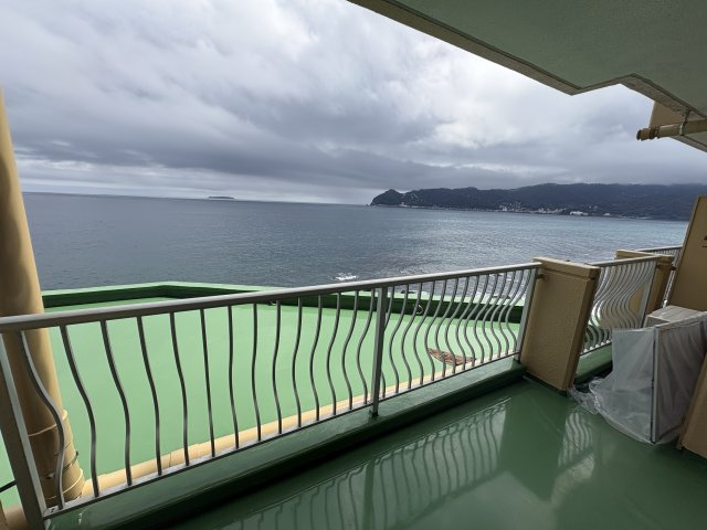 熱海ターガスマンションのバルコニー