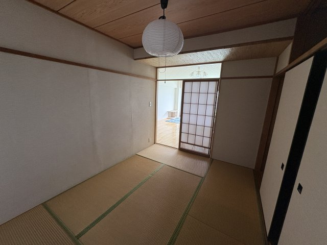 熱海ターガスマンションの和室
