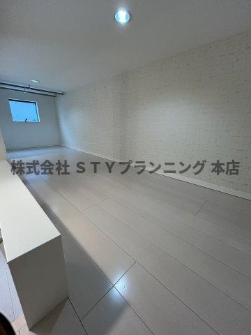 仲介手数料０円！サイプレスト松原町の洋室