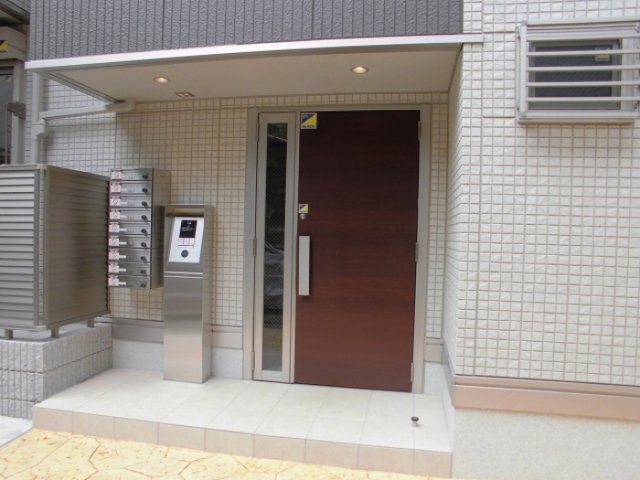 シダーテラスのエントランス