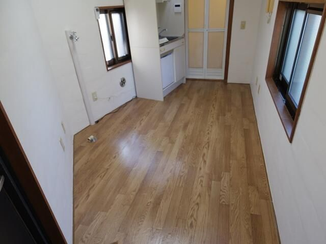 川崎市中原区井田２丁目の賃貸マンションの居間・リビング