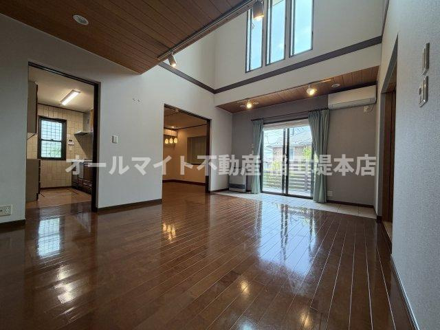 川崎市麻生区五力田１丁目の一戸建ての設備|2階廊下写真