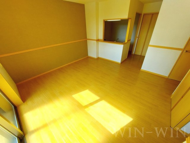 アクア ドルチェ ドゥーエの居間・リビング|イメージ（同建物内別部屋の写真です）
