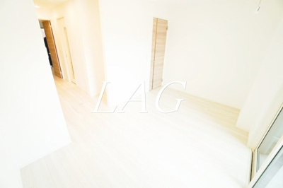 【居間・リビング】 | カンファタブル  | 洋室のお部屋です。