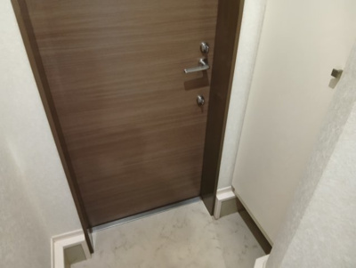 【玄関】
