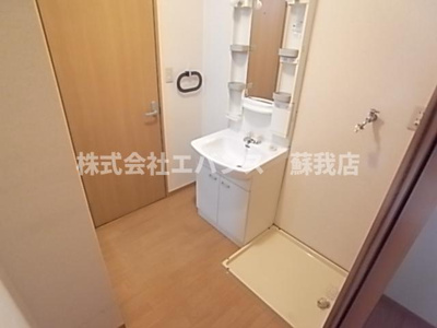 【洗面所】 | フジハイツ | 使いやすい洗面所です