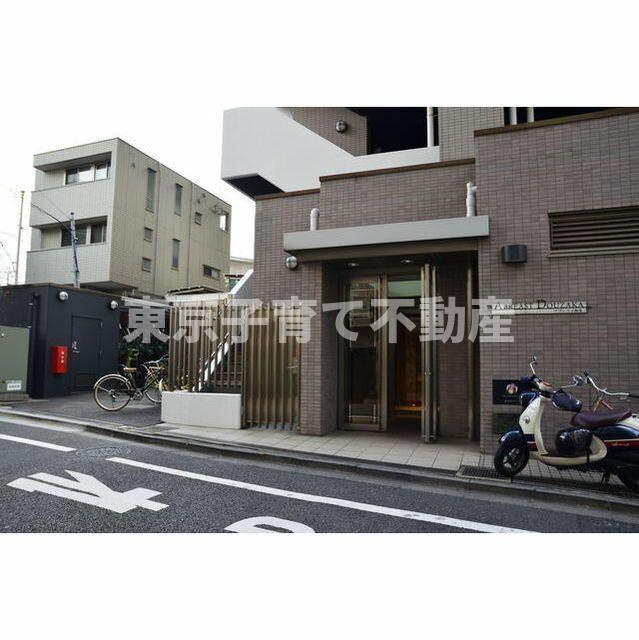 アブレスト動坂の外観