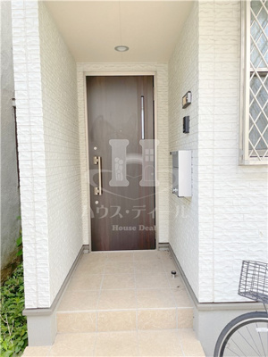 【玄関】 | 板橋区前野町５丁目戸建 | 玄関です