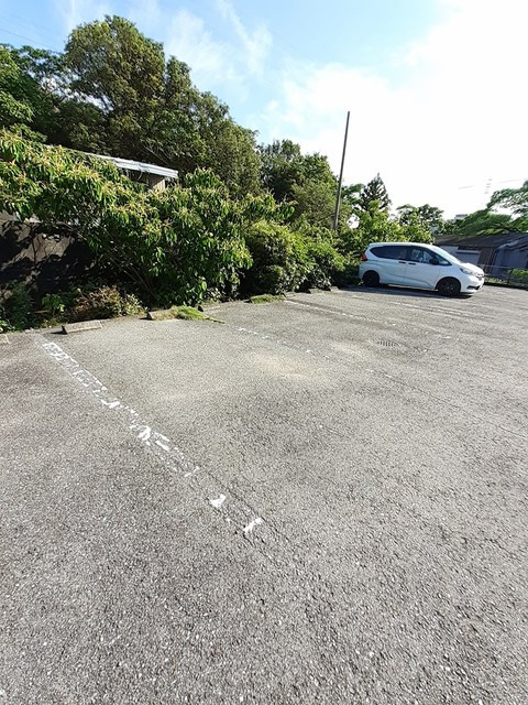 ハイツ久得ⅡＢの駐車場|駐車場