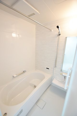 新潟市西小針1丁目　A棟の浴室