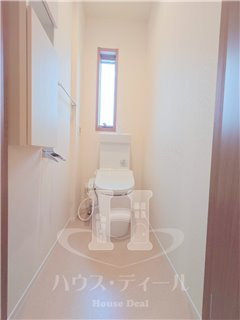 【トイレ】 | フルール | 清潔感のあるトイレです