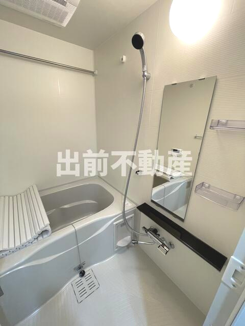 クレストコート中板橋の浴室