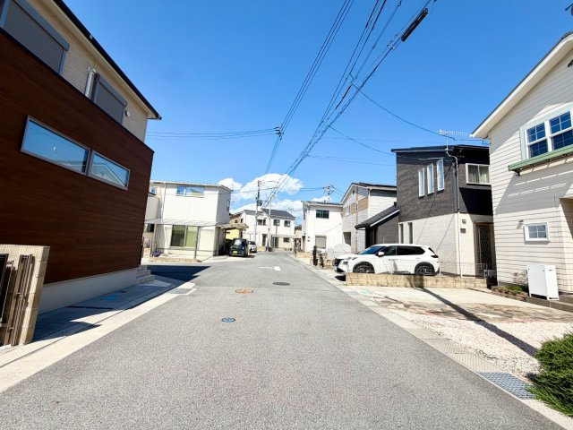 明石市二見町福里戸建の前面道路含む現地写真