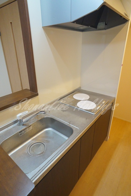 横浜市西区南浅間町の賃貸マンションのキッチン