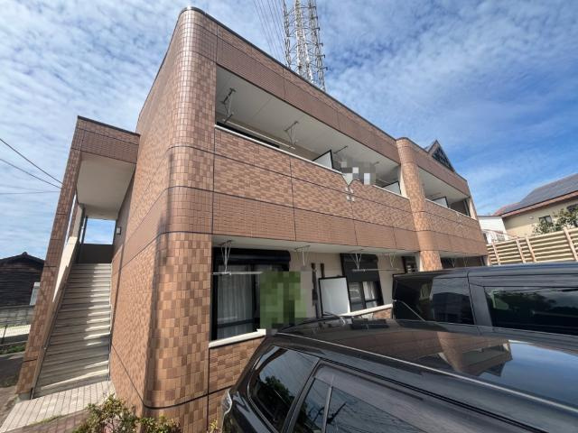 エリーナ