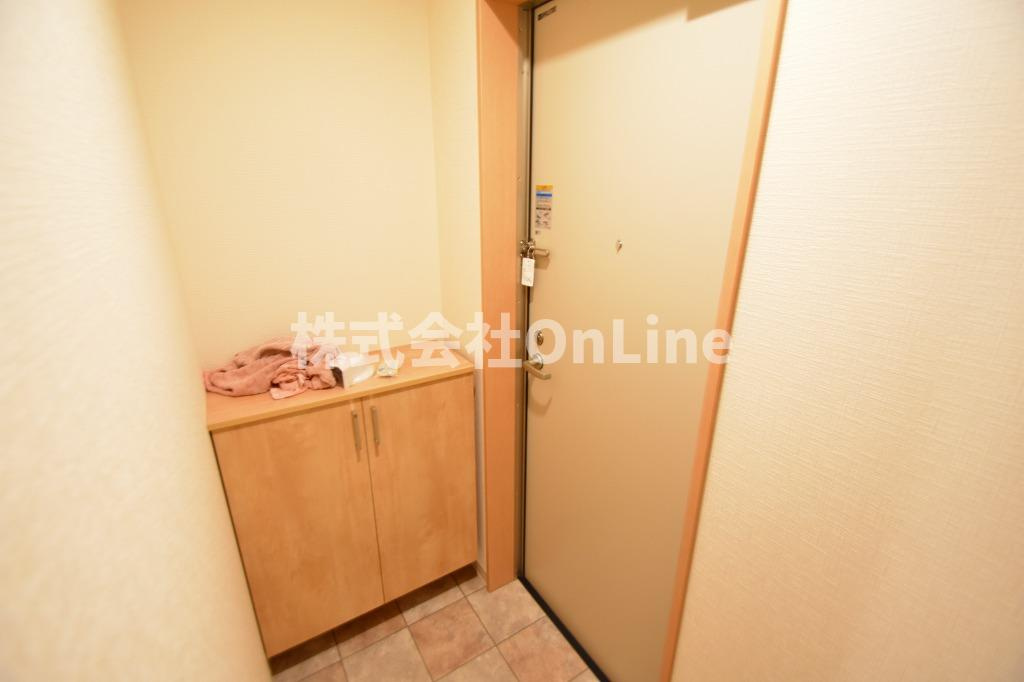F+style東大阪本庄2号館の玄関