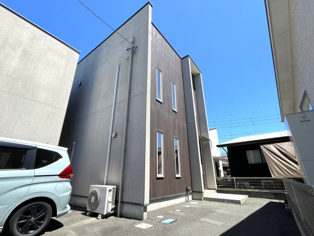 Casita八代（屋上付）