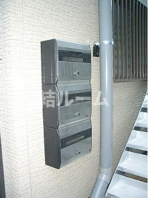 豊島区西池袋２丁目のアパートのロビー