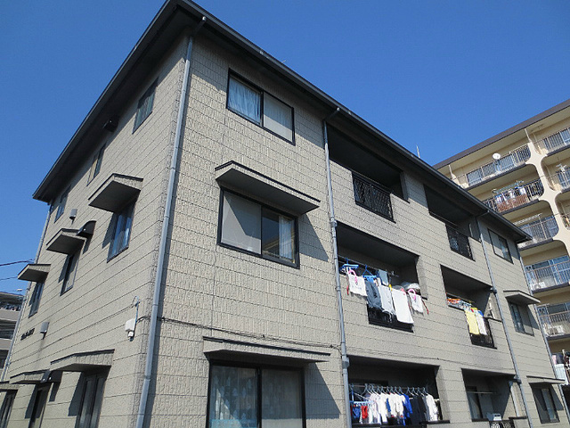 クレストハイツの外観