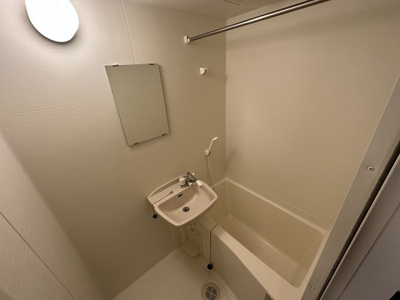 【浴室】 | レオパレスプリメロ | コンパクトで使いやすいお風呂です
