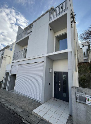 厚木市温水西2丁目　中古戸建