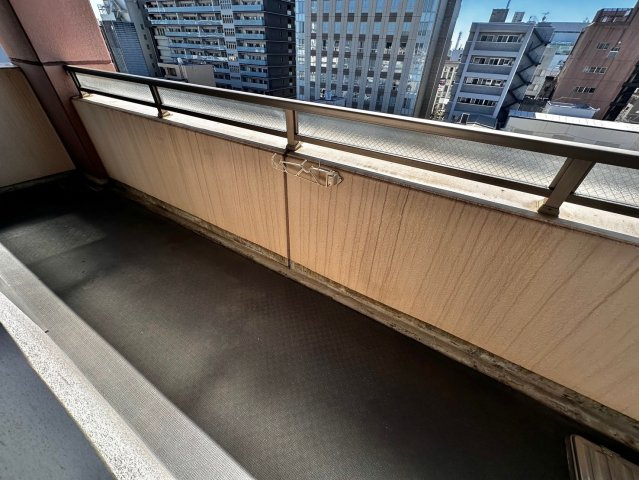 カルザ姫路のバルコニー
