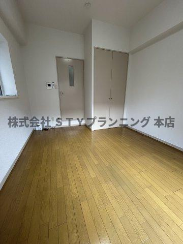 仲介手数料０円！ベルコモンズ池見の居間・リビング