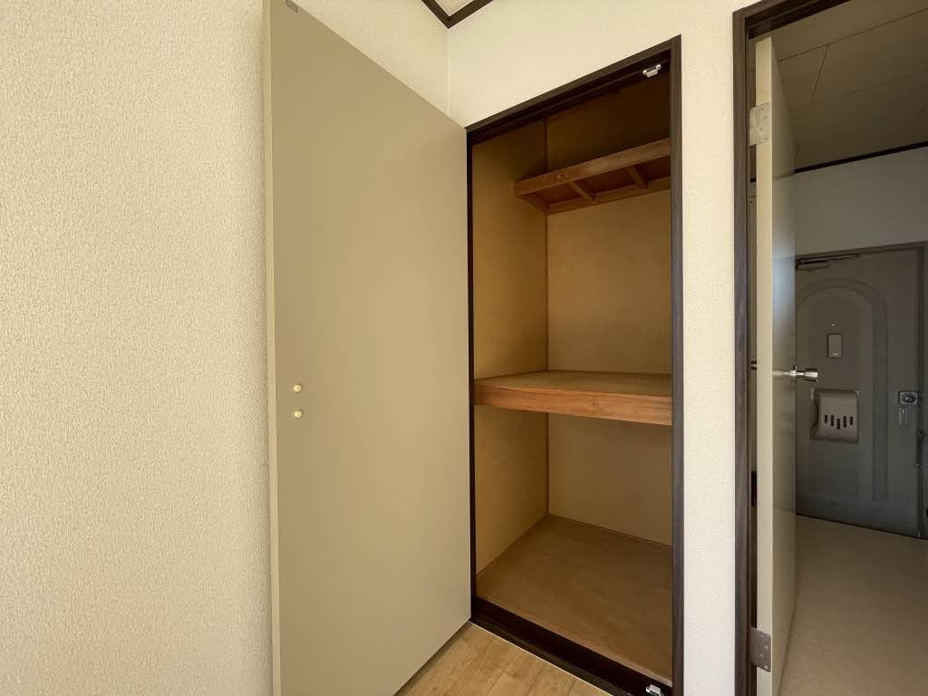 朝日ヶ丘ハイツ Ｂの収納