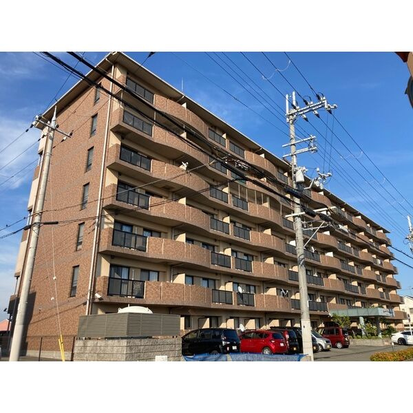 クレモナ山手の外観
