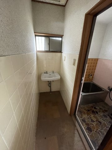 紀の川市東国分・中古戸建・54808の洗面所