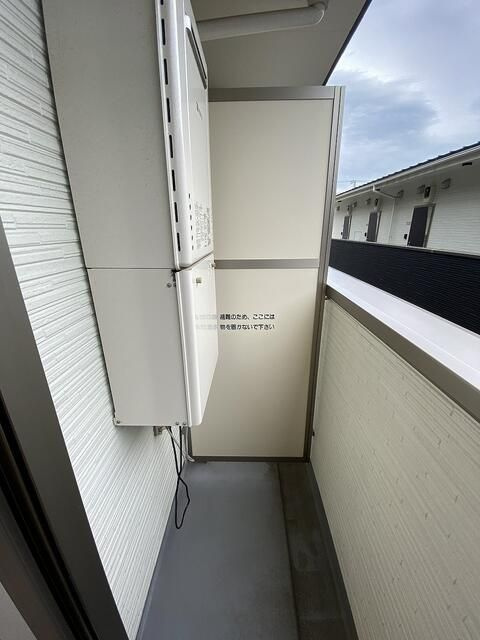 船橋市習志野台１丁目のアパートのバルコニー